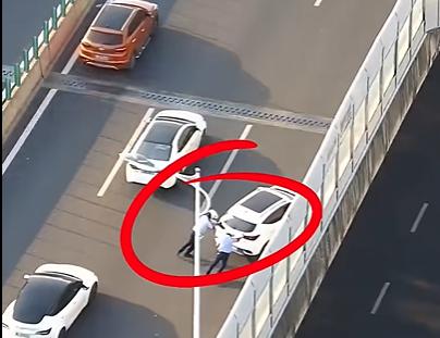 网上配资网站 高温天车辆“闹脾气”? 请收下交警发出的检查指南